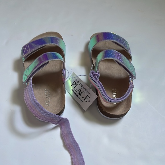 The Children Place, Holographic silver sandals, size 9. 100% faux leather - Picture 13 of 17